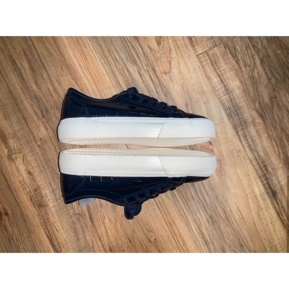 NWT- Women's JUSTFAB First Timer Platform Sneaker - Size 7 - Picture 5 of 12